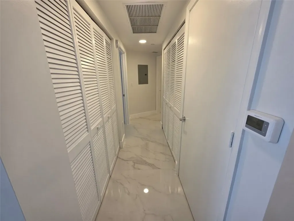 19501 W Country Club Drive Aventura FL 33180