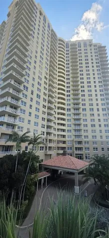19501 W Country Club Drive Aventura FL 33180