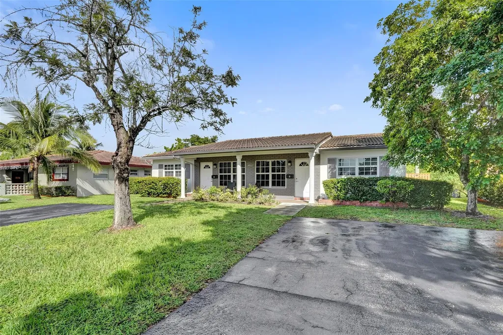 4017 Woodside Drive Coral Springs FL 33065