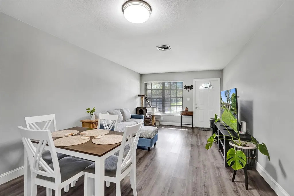 4017 Woodside Drive Coral Springs FL 33065