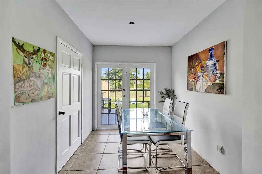 4017 Woodside Drive Coral Springs FL 33065