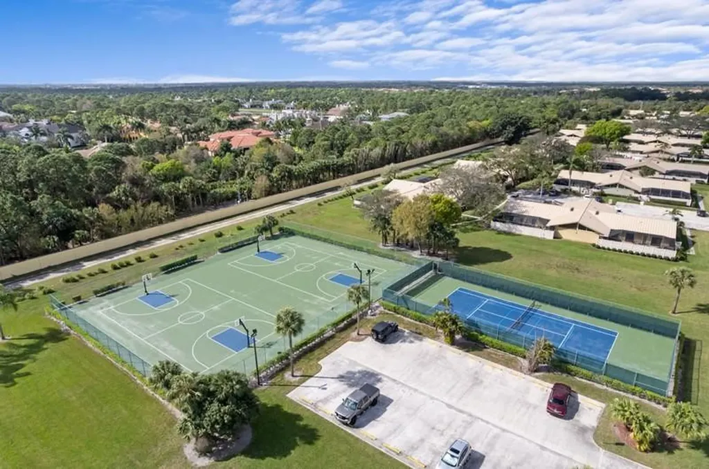 12816 Woodmill Drive Palm Beach Gardens FL 33418