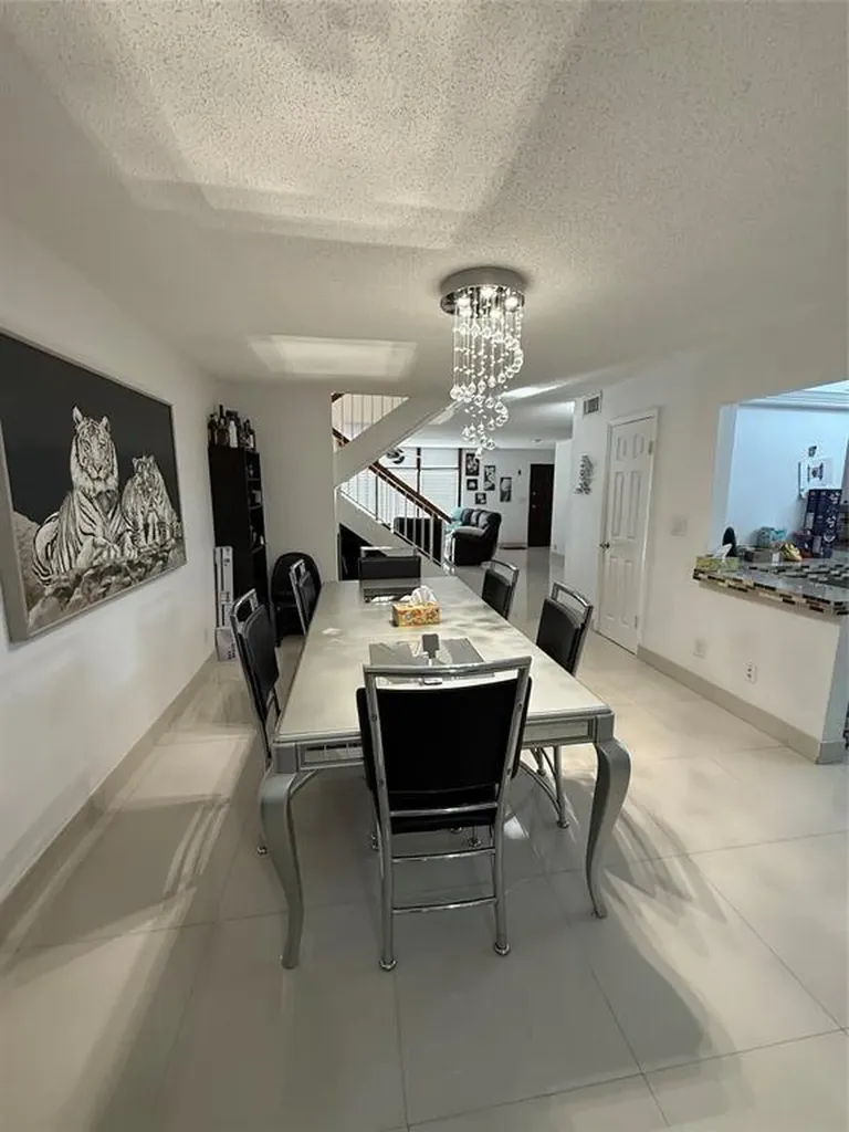 Hollywood FL 33021
