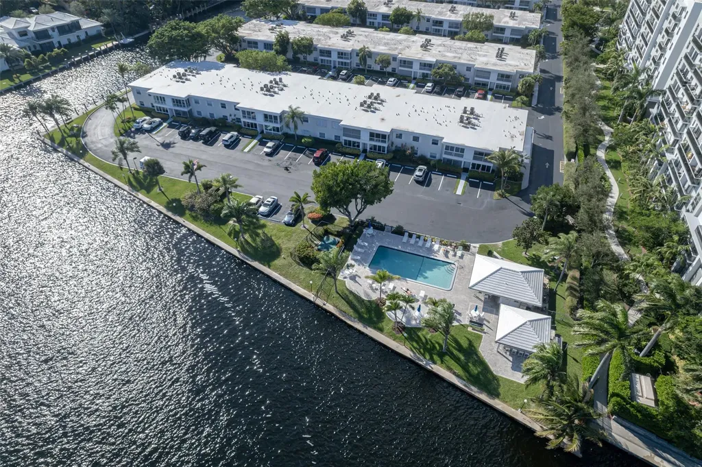 6299 Bay Club Drive Fort Lauderdale FL 33308