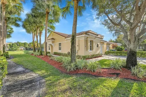 5660 Enclave Place Lauderhill FL 33319