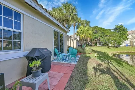 5660 Enclave Place Lauderhill FL 33319