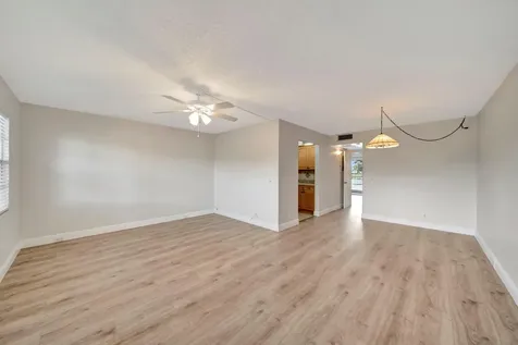 300 SW 134th Way Pembroke Pines FL 33027