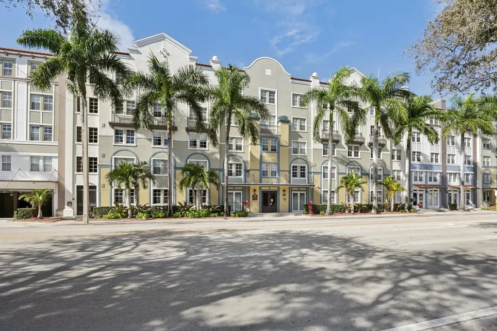 533 NE 3rd Avenue Fort Lauderdale FL 33301