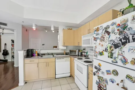533 NE 3rd Avenue Fort Lauderdale FL 33301