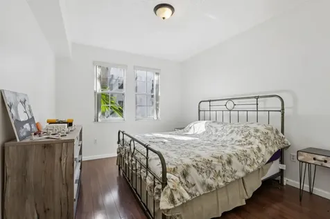 533 NE 3rd Avenue Fort Lauderdale FL 33301