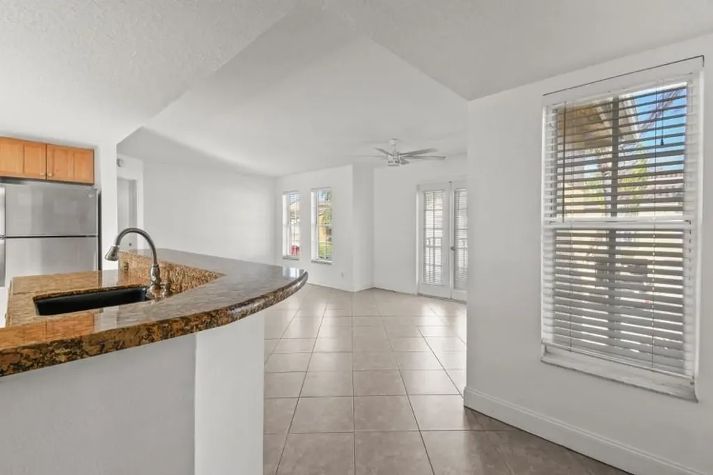 1040 Lake Shore Drive West Palm Beach FL 33403