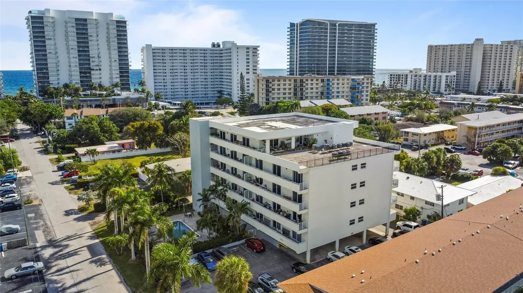 3212 NE 12th Street Pompano Beach FL 33062