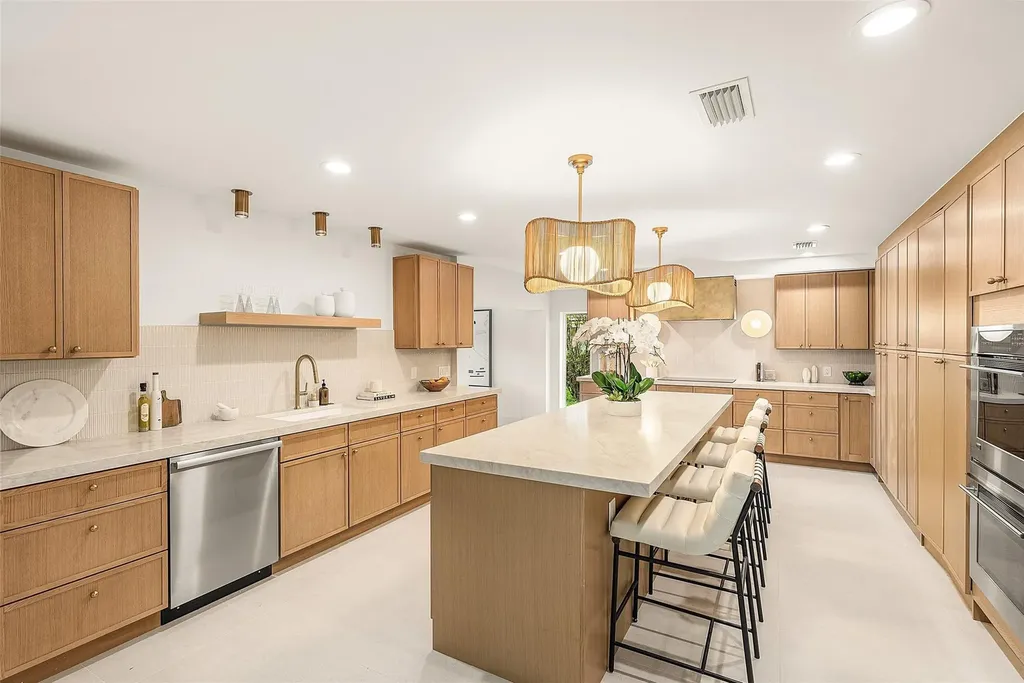4877 Pineview Circle Delray Beach FL 33445