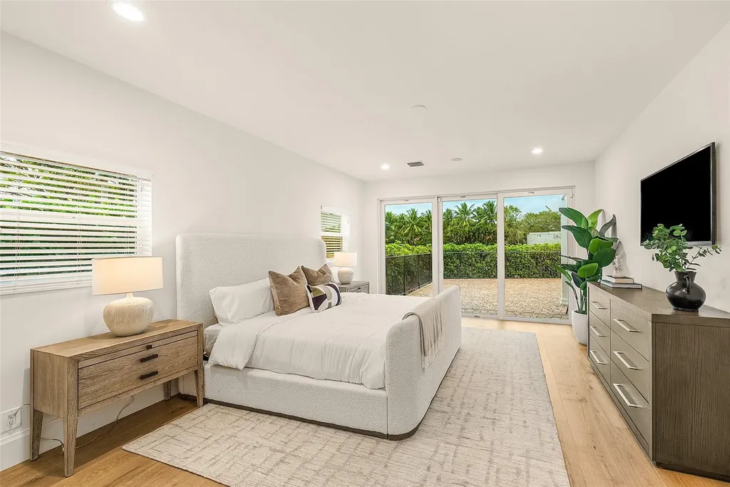 4877 Pineview Circle Delray Beach FL 33445