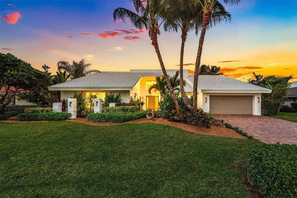 4877 Pineview Circle Delray Beach FL 33445