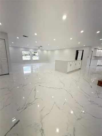 9900 NW 39th Court Coral Springs FL 33065