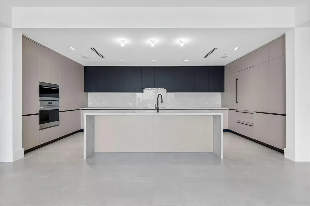160 Isle Of Venice Drive Fort Lauderdale FL 33301