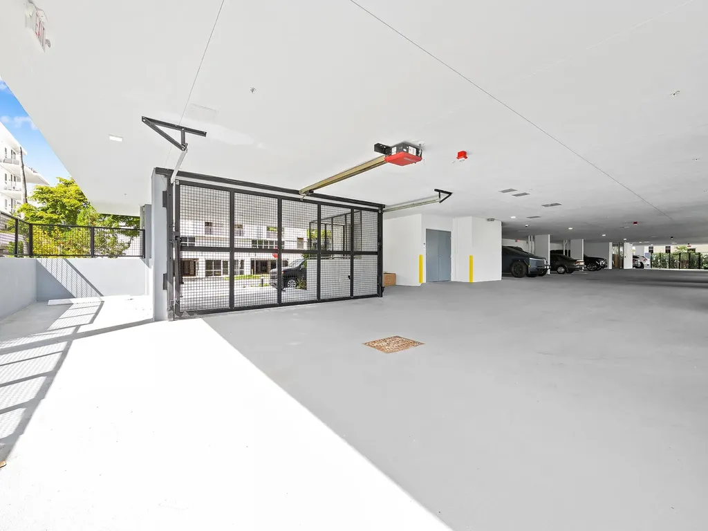 160 Isle Of Venice Drive Fort Lauderdale FL 33301