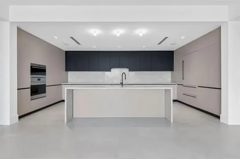 160 Isle Of Venice Drive Fort Lauderdale FL 33301