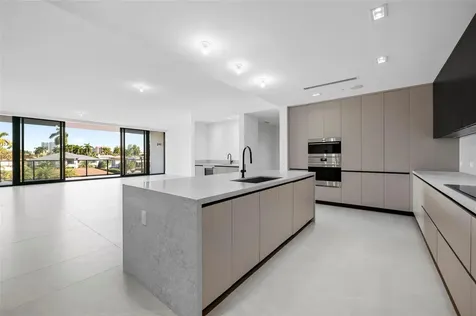 160 Isle Of Venice Drive Fort Lauderdale FL 33301