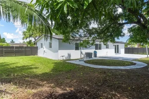 11872 SW 196th Terrace Miami FL 33177