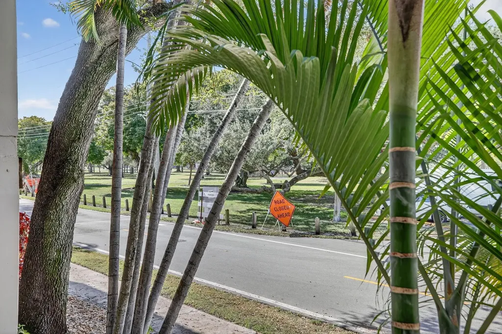 1401 NE 9th Street Fort Lauderdale FL 33304