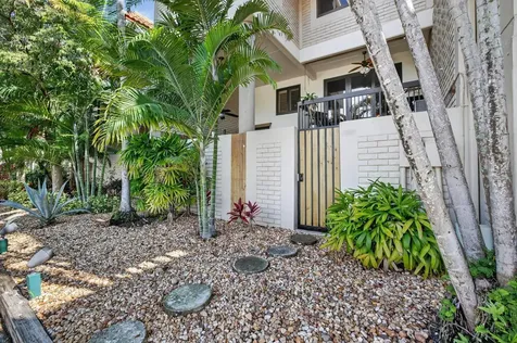 1401 NE 9th Street Fort Lauderdale FL 33304