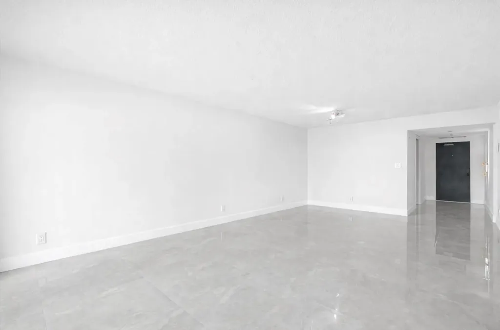 500 Oaks Lane Pompano Beach FL 33069