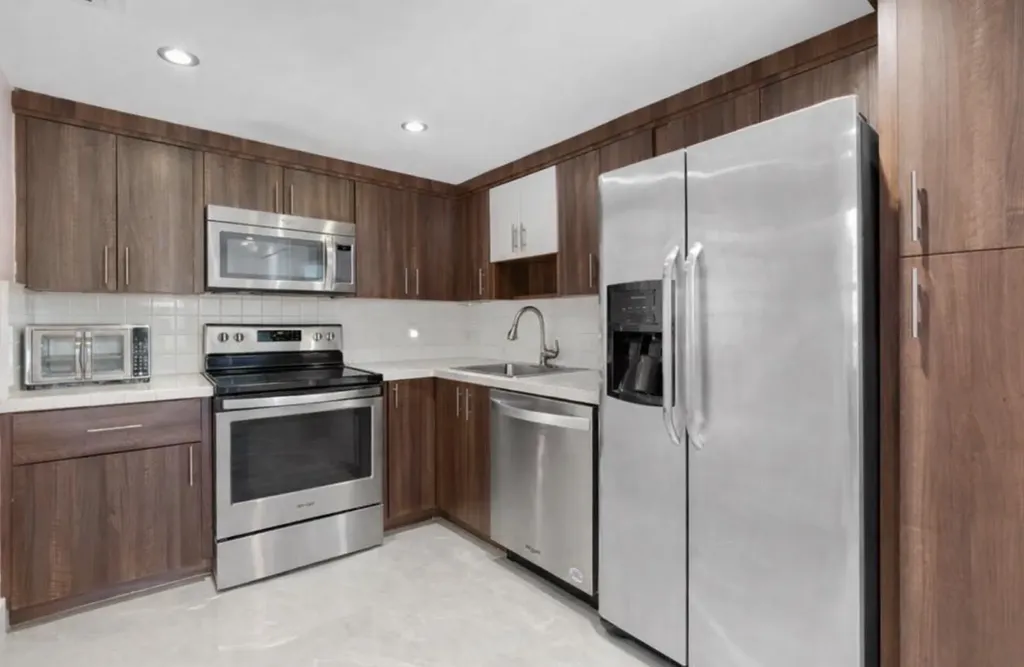 500 Oaks Lane Pompano Beach FL 33069