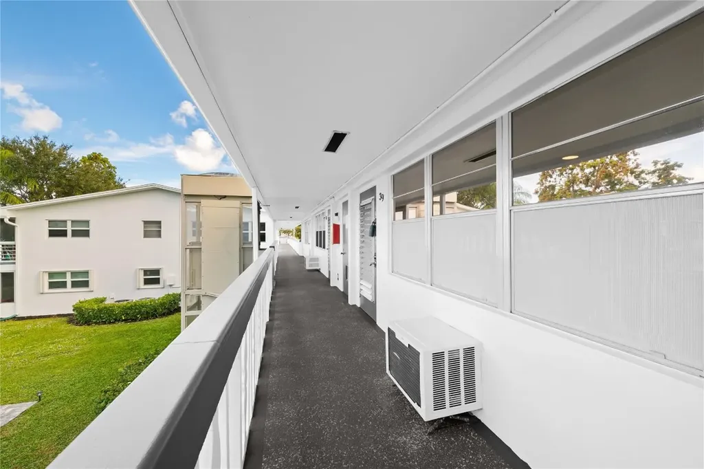 39 Prescott B Deerfield Beach FL 33442
