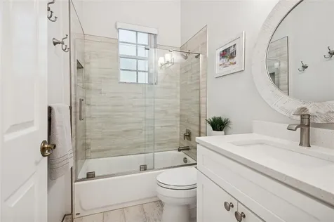 5888 NW 122nd Terrace Coral Springs FL 33076