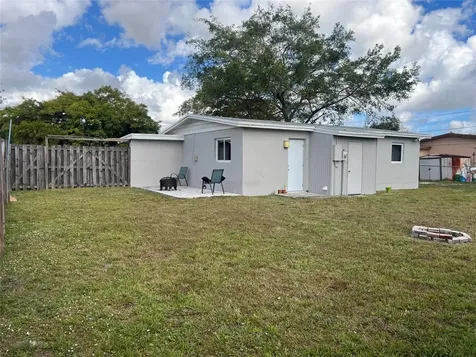 5720 SW 37th Court Davie FL 33314