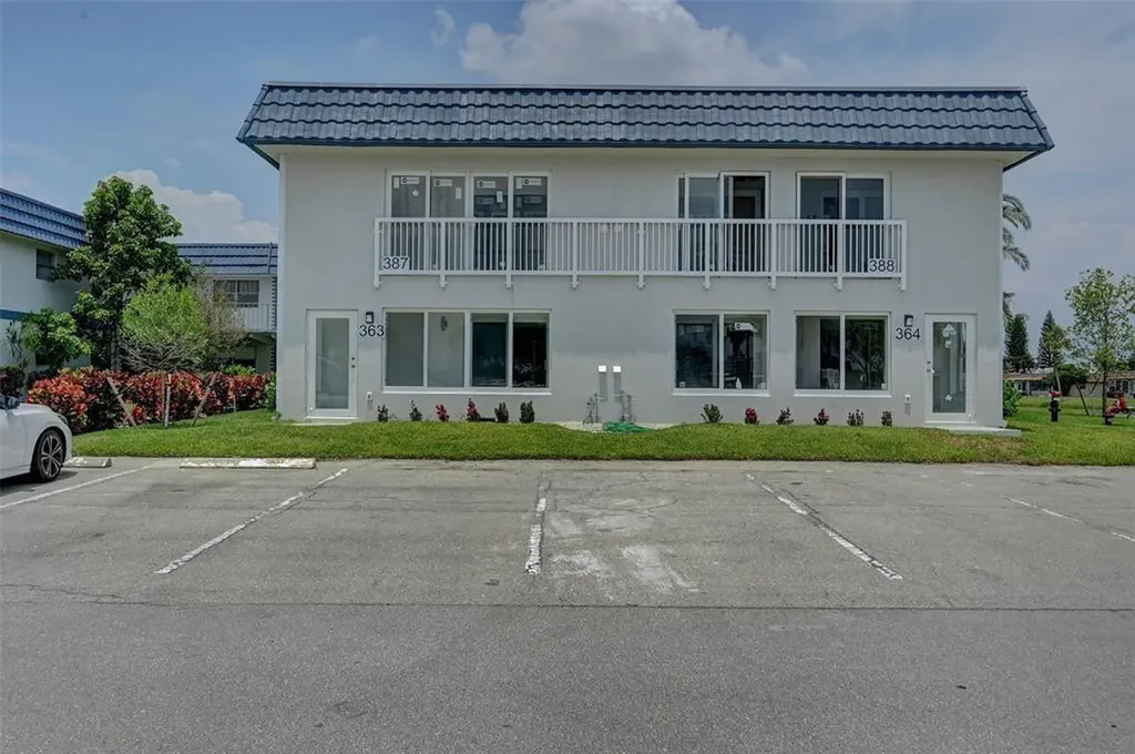 363 Tuscany G Delray Beach FL 33446