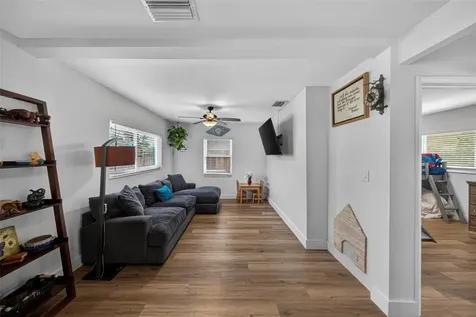 270 NE 42nd Court Oakland Park FL 33334