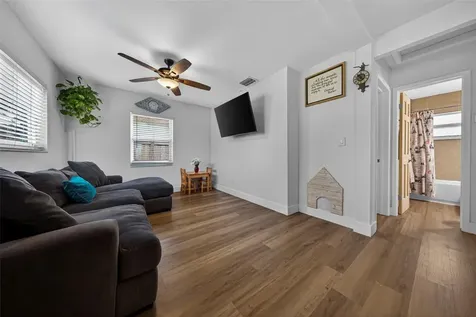 270 NE 42nd Court Oakland Park FL 33334