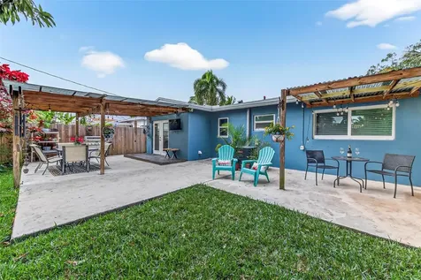 270 NE 42nd Court Oakland Park FL 33334