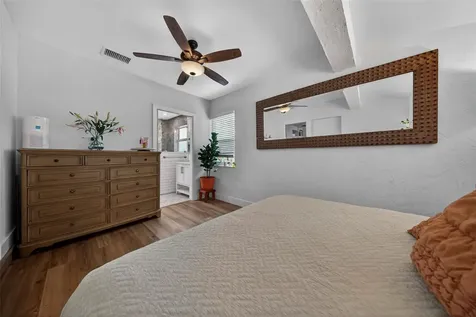 270 NE 42nd Court Oakland Park FL 33334