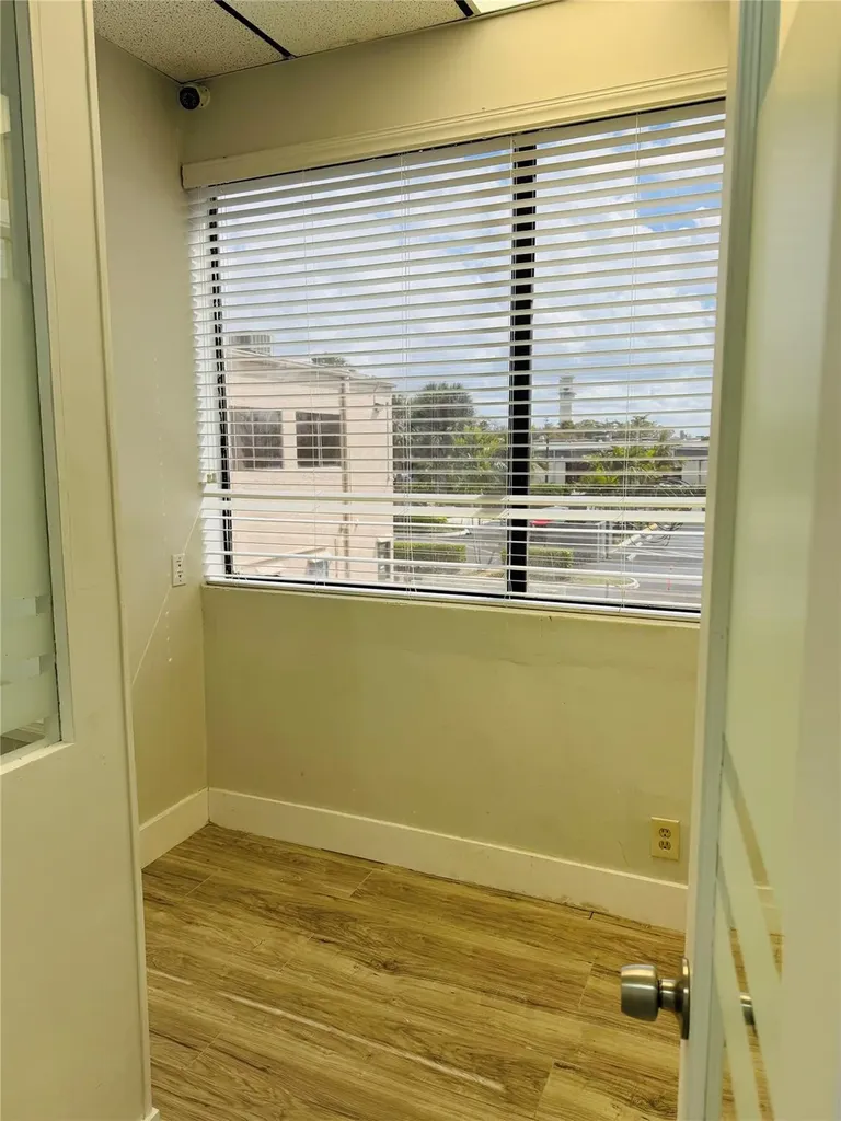 4925 N University Drive Lauderhill FL 33351