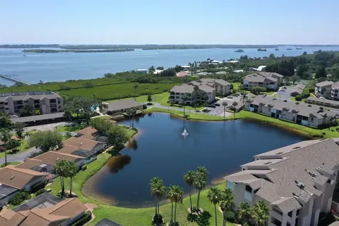 6175 S Mirror Lake Drive Sebastian FL 32958