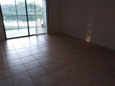 2112 S Cypress Bend Drive Pompano Beach FL 33069