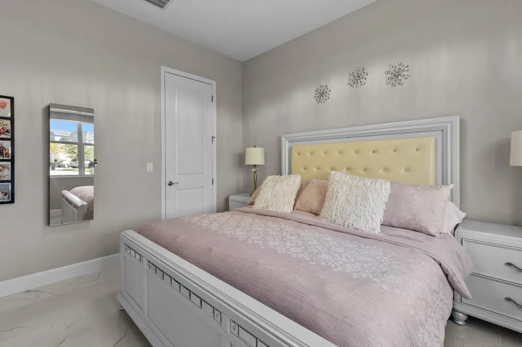 16029 Whippoorwill Circle Westlake FL 33470