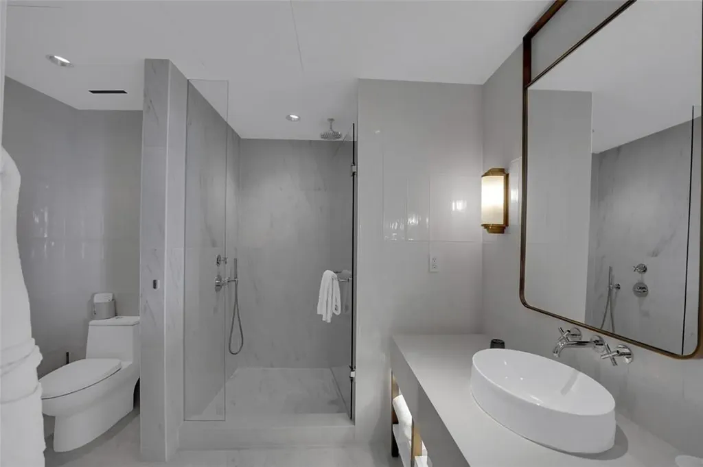 525 N Fort Lauderdale Beach Boulevard Fort Lauderdale FL 33304