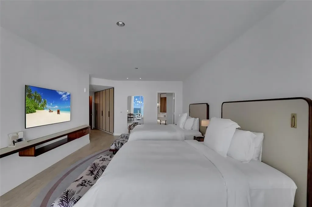 525 N Fort Lauderdale Beach Boulevard Fort Lauderdale FL 33304