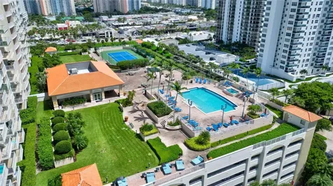 3020 NE 32nd Avenue Fort Lauderdale FL 33308