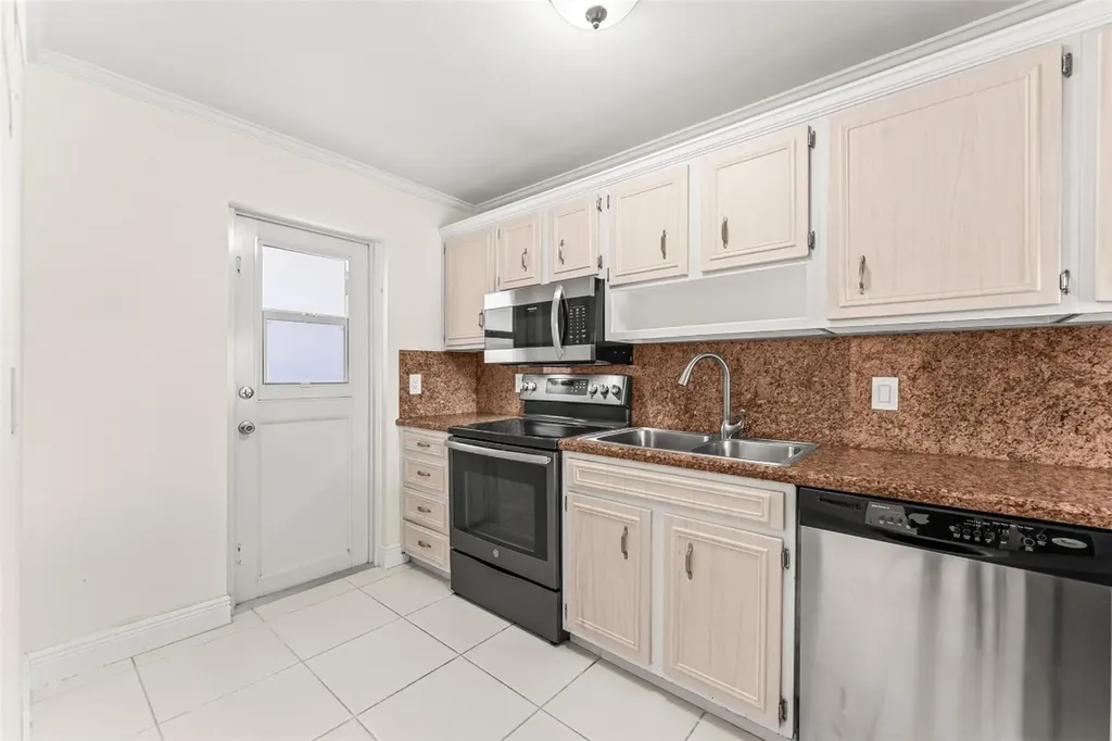 4500 N Federal Highway Lighthouse Point FL 33064