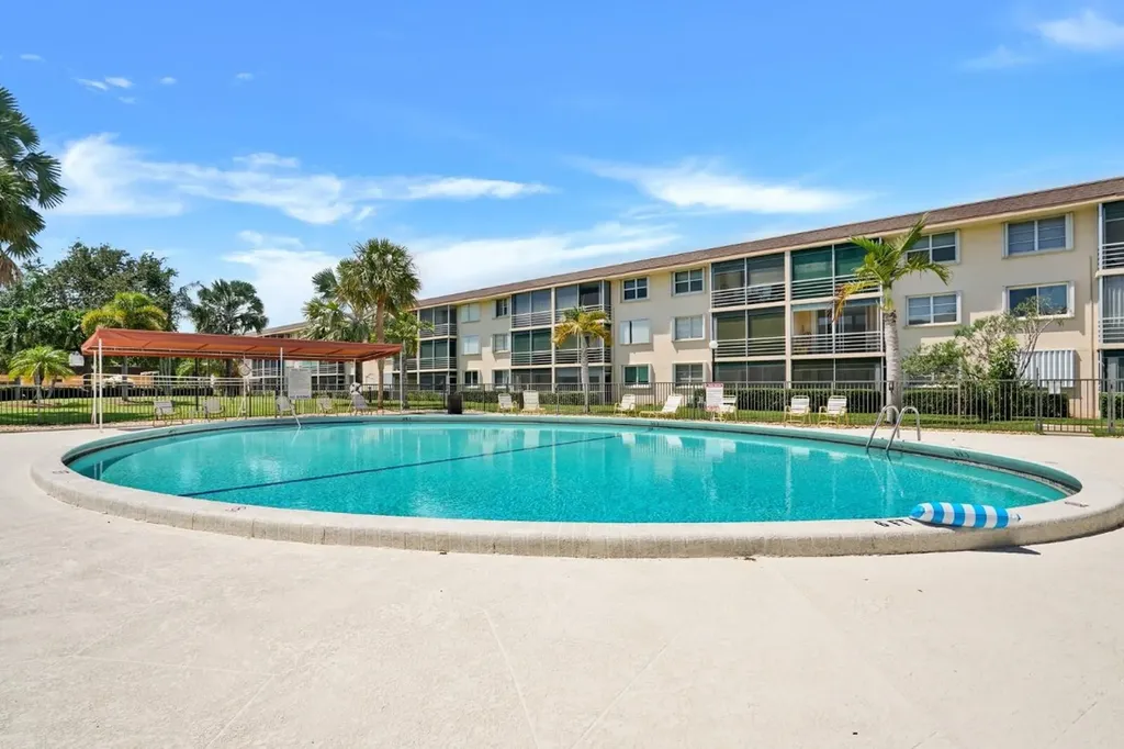 4500 N Federal Highway Lighthouse Point FL 33064