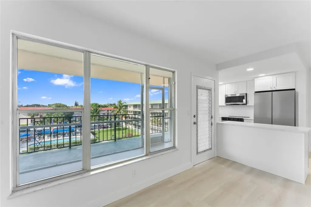 804 SE 7th Street Deerfield Beach FL 33441