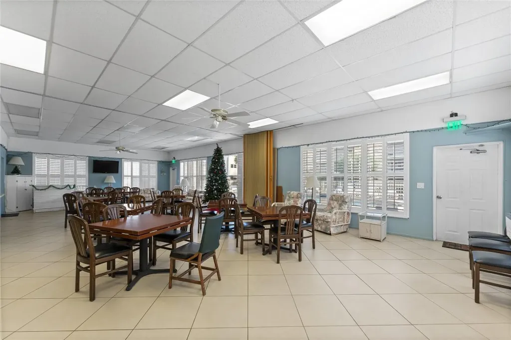 804 SE 7th Street Deerfield Beach FL 33441