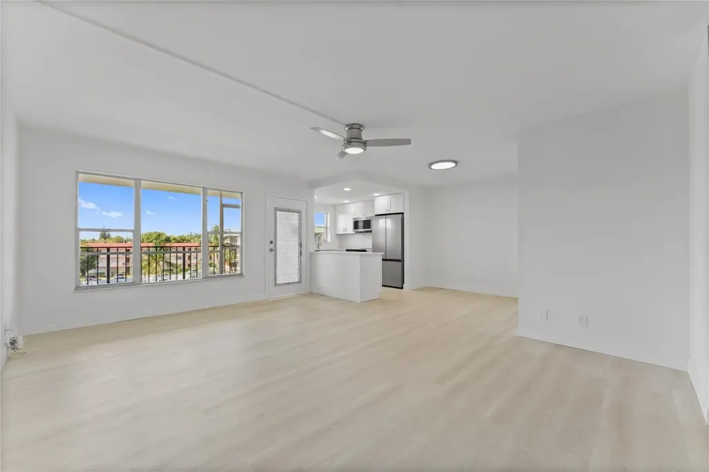 804 SE 7th Street Deerfield Beach FL 33441