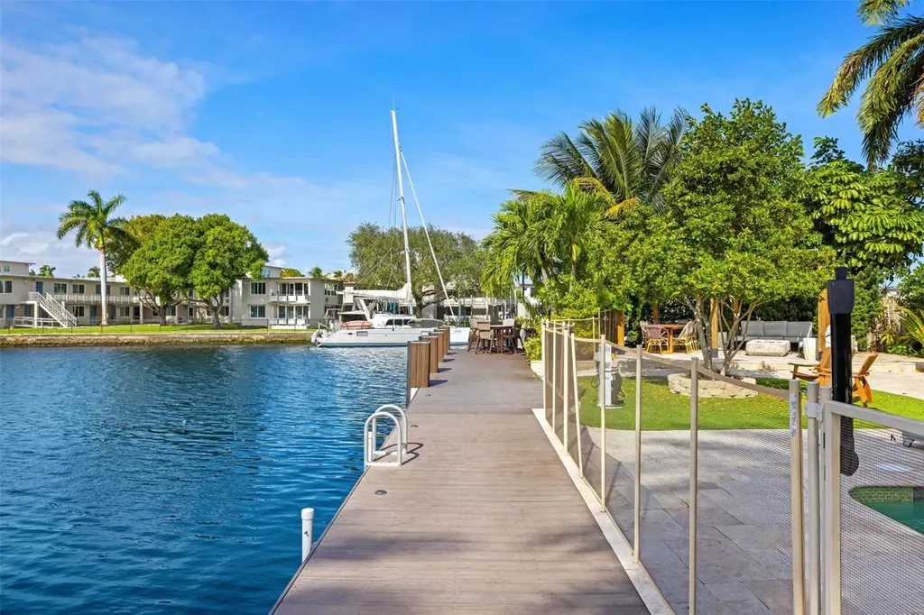 609 First Key Drive Fort Lauderdale FL 33304